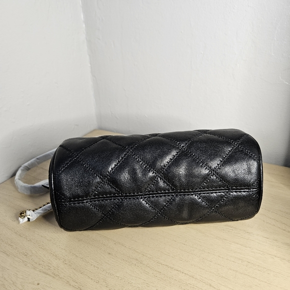 Tory Burch Willa Handbag - Picture 5 of 9